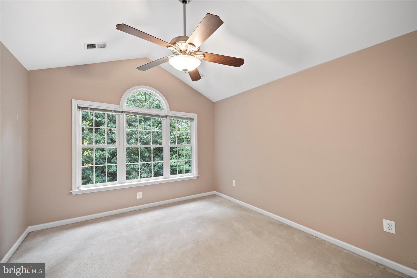 5386 ABERNATHY CT, FAIRFAX, Virginia 22032, 5 Bedrooms Bedrooms, ,4 BathroomsBathrooms,Residential,For sale,5386 ABERNATHY CT,VAFX2254210 MLS # VAFX2254210