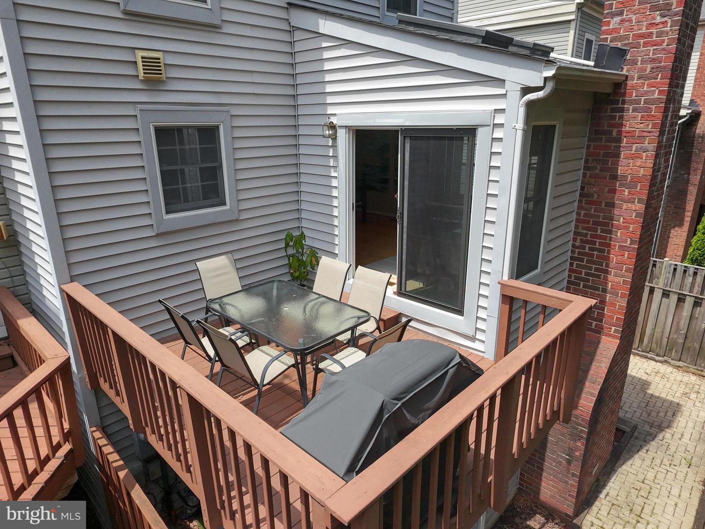 5130 WOODFIELD DR, CENTREVILLE, Virginia 20120, 3 Bedrooms Bedrooms, ,2 BathroomsBathrooms,Residential,For sale,5130 WOODFIELD DR,VAFX2253408 MLS # VAFX2253408