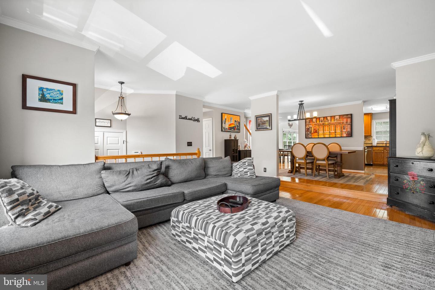 5130 WOODFIELD DR, CENTREVILLE, Virginia 20120, 3 Bedrooms Bedrooms, ,2 BathroomsBathrooms,Residential,For sale,5130 WOODFIELD DR,VAFX2253408 MLS # VAFX2253408