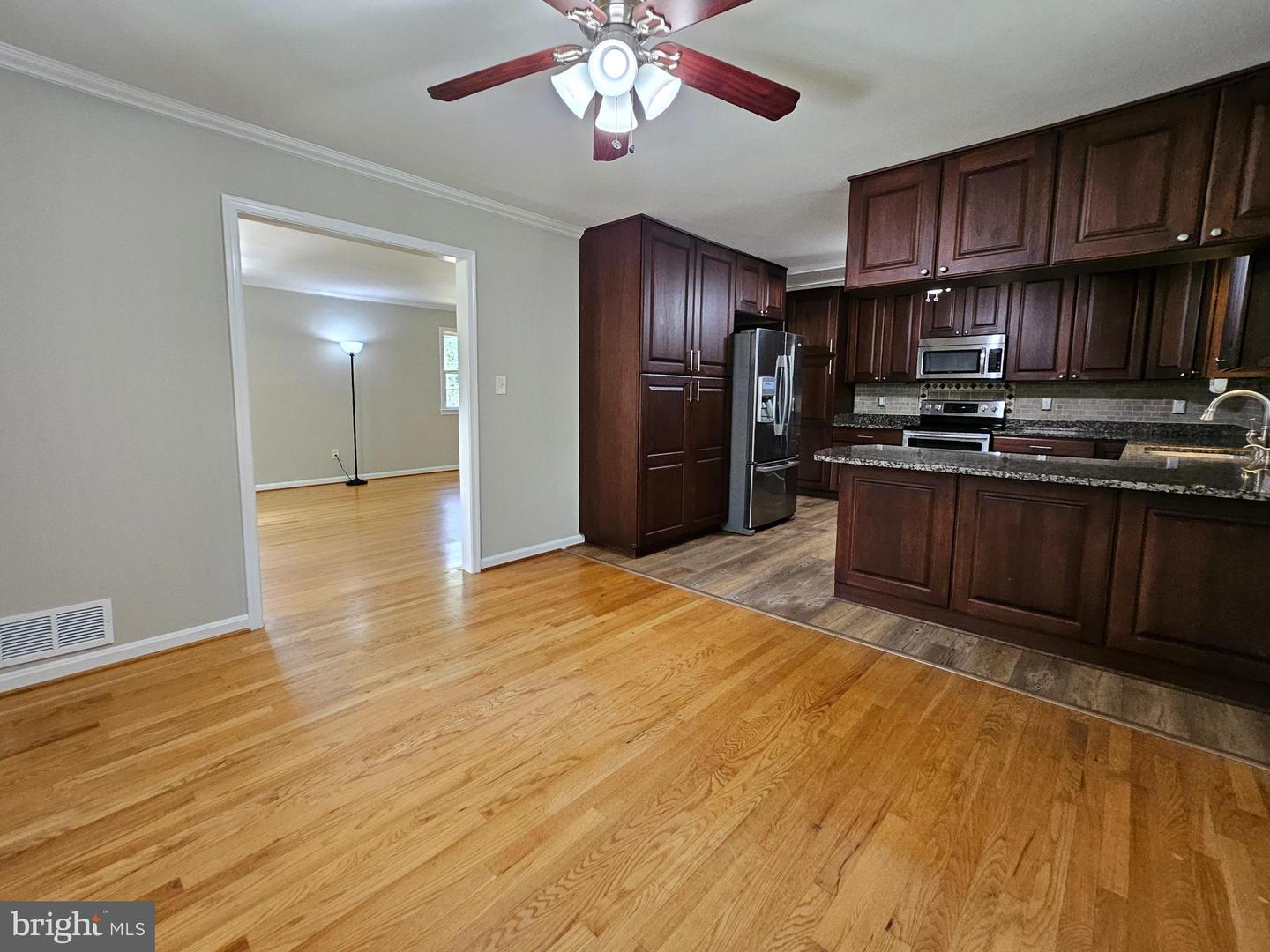 2403 SHERWOOD HALL LN, ALEXANDRIA, Virginia 22306, 4 Bedrooms Bedrooms, ,2 BathroomsBathrooms,Residential,For sale,2403 SHERWOOD HALL LN,VAFX2253520 MLS # VAFX2253520