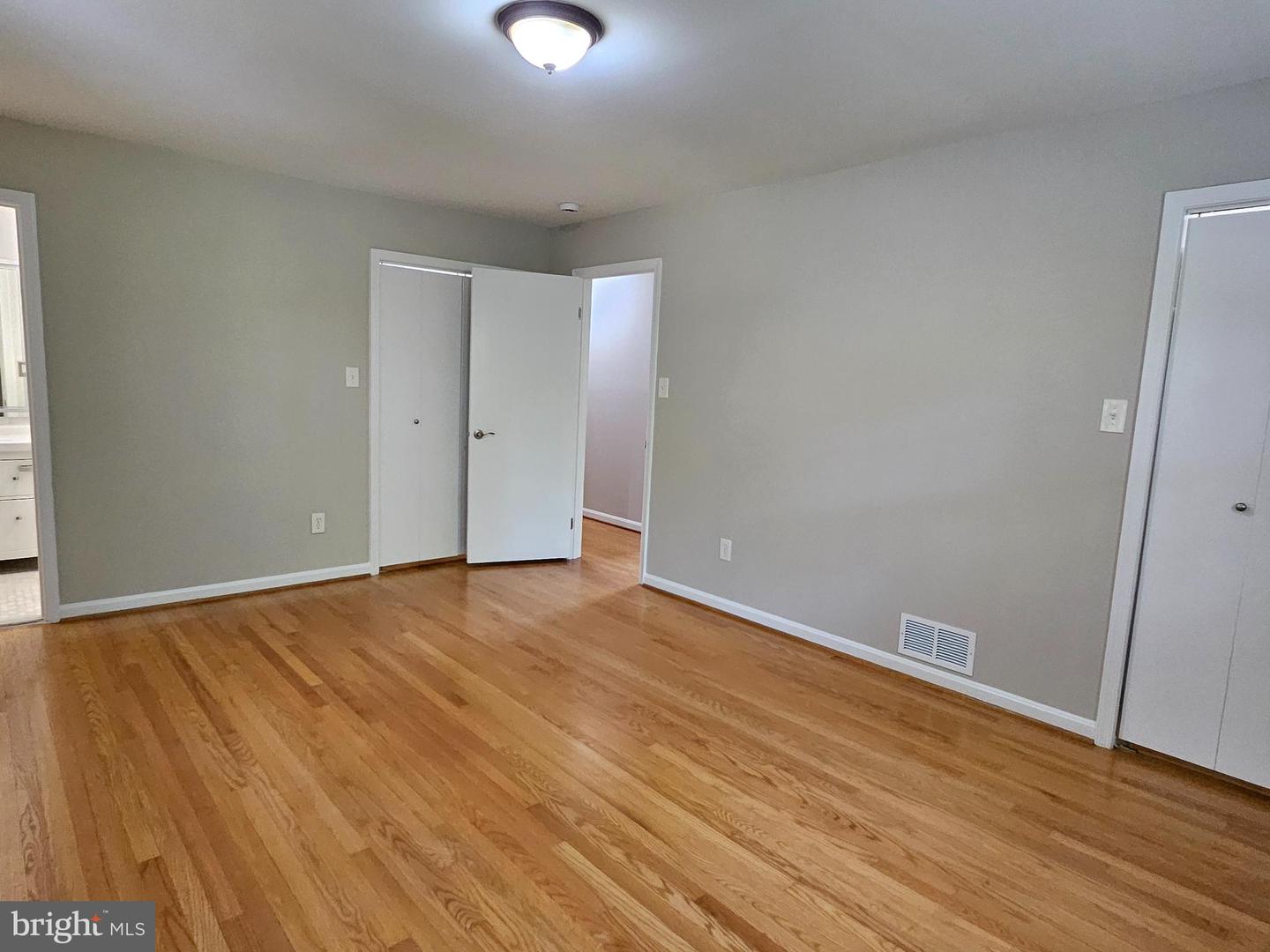 2403 SHERWOOD HALL LN, ALEXANDRIA, Virginia 22306, 4 Bedrooms Bedrooms, ,2 BathroomsBathrooms,Residential,For sale,2403 SHERWOOD HALL LN,VAFX2253520 MLS # VAFX2253520