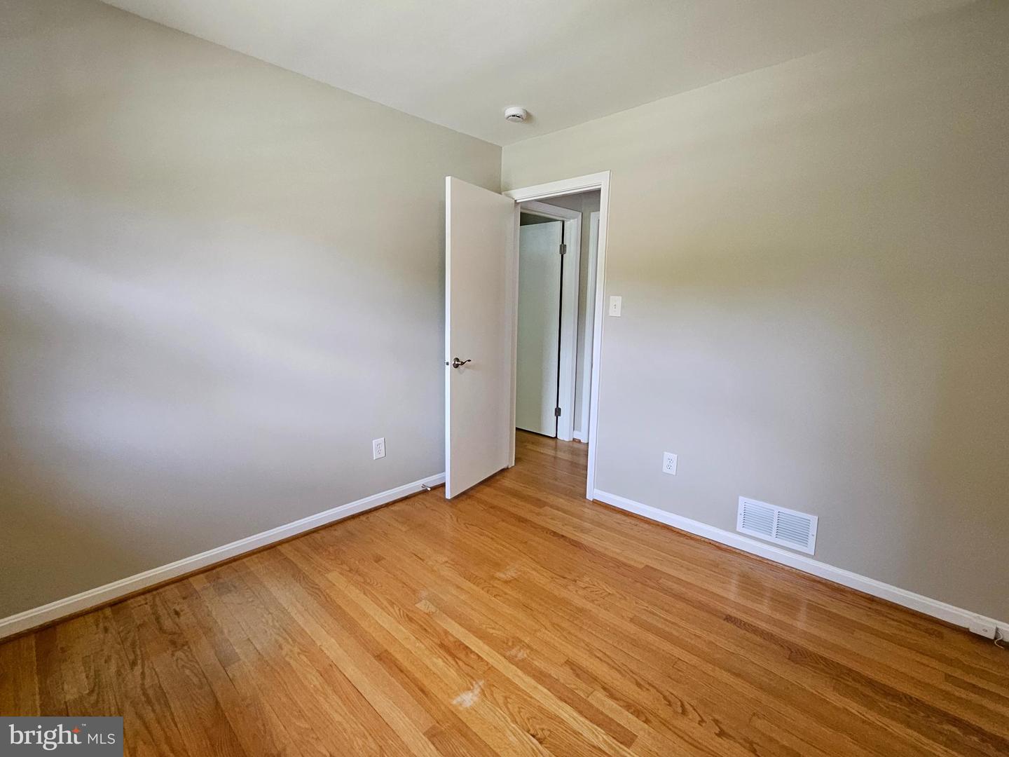 2403 SHERWOOD HALL LN, ALEXANDRIA, Virginia 22306, 4 Bedrooms Bedrooms, ,2 BathroomsBathrooms,Residential,For sale,2403 SHERWOOD HALL LN,VAFX2253520 MLS # VAFX2253520