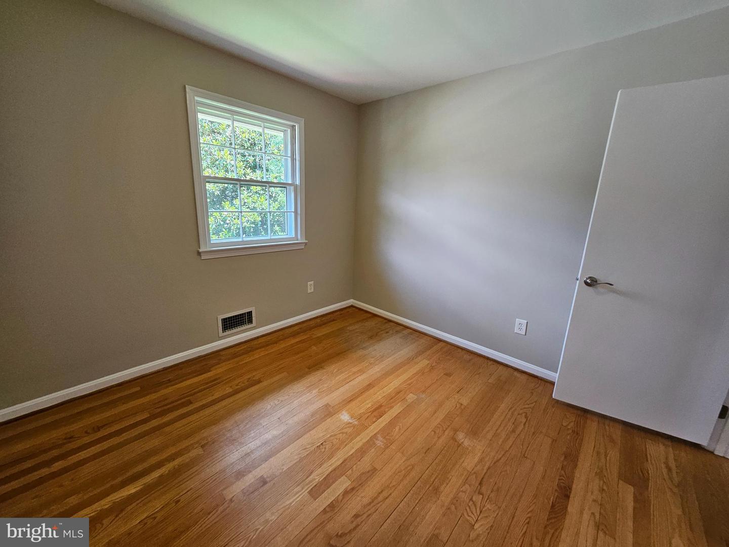 2403 SHERWOOD HALL LN, ALEXANDRIA, Virginia 22306, 4 Bedrooms Bedrooms, ,2 BathroomsBathrooms,Residential,For sale,2403 SHERWOOD HALL LN,VAFX2253520 MLS # VAFX2253520