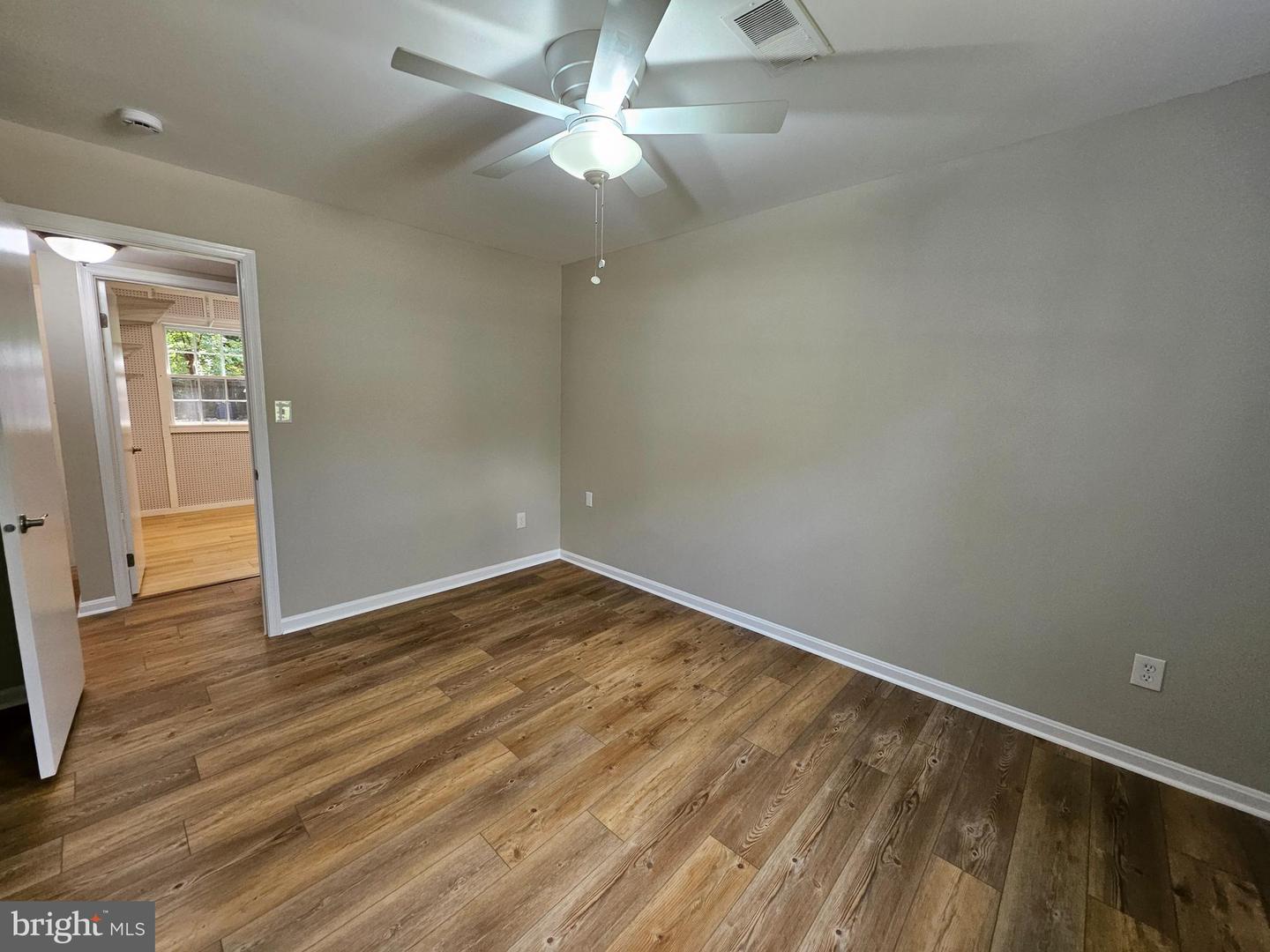 2403 SHERWOOD HALL LN, ALEXANDRIA, Virginia 22306, 4 Bedrooms Bedrooms, ,2 BathroomsBathrooms,Residential,For sale,2403 SHERWOOD HALL LN,VAFX2253520 MLS # VAFX2253520