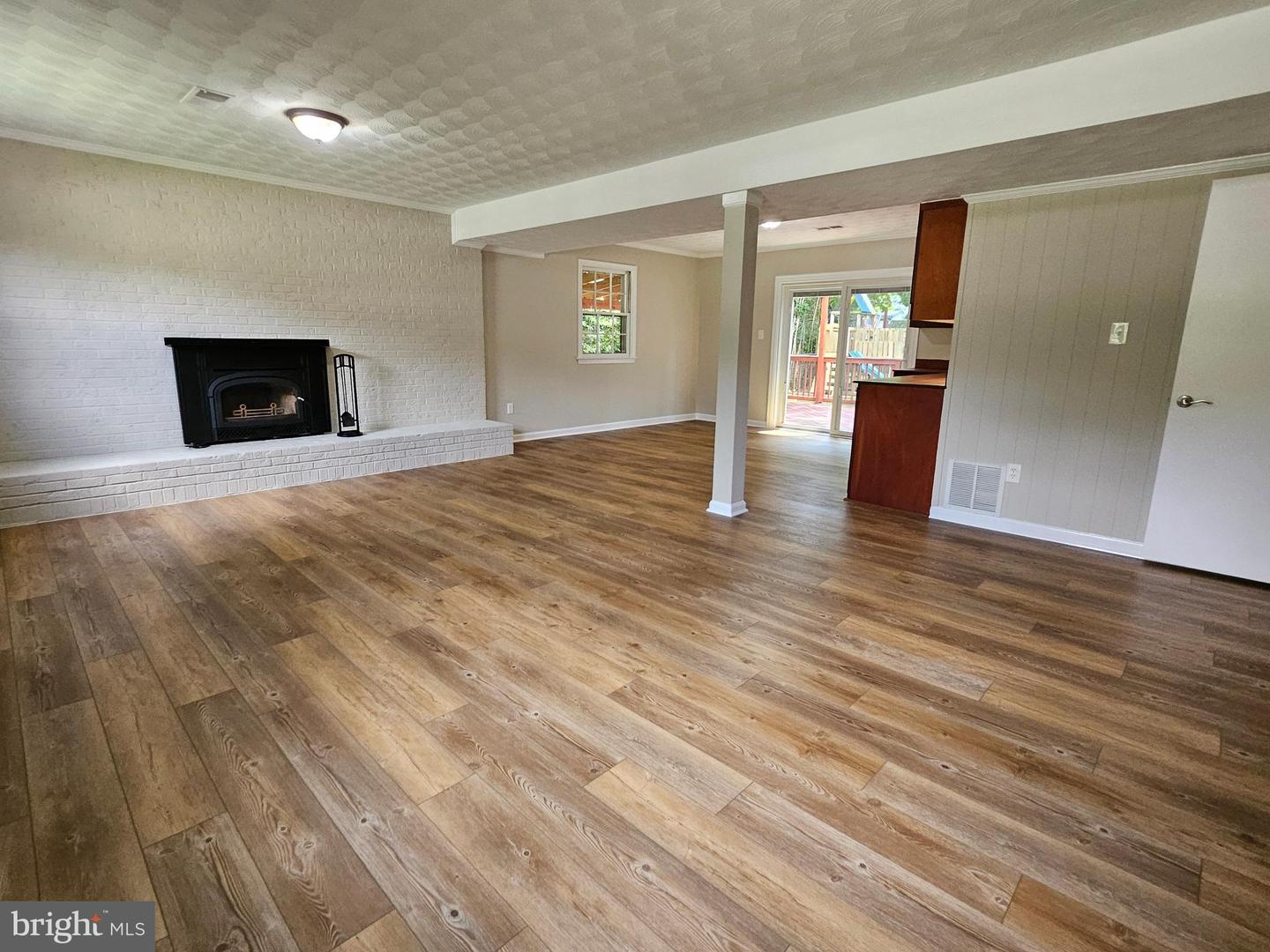 2403 SHERWOOD HALL LN, ALEXANDRIA, Virginia 22306, 4 Bedrooms Bedrooms, ,2 BathroomsBathrooms,Residential,For sale,2403 SHERWOOD HALL LN,VAFX2253520 MLS # VAFX2253520