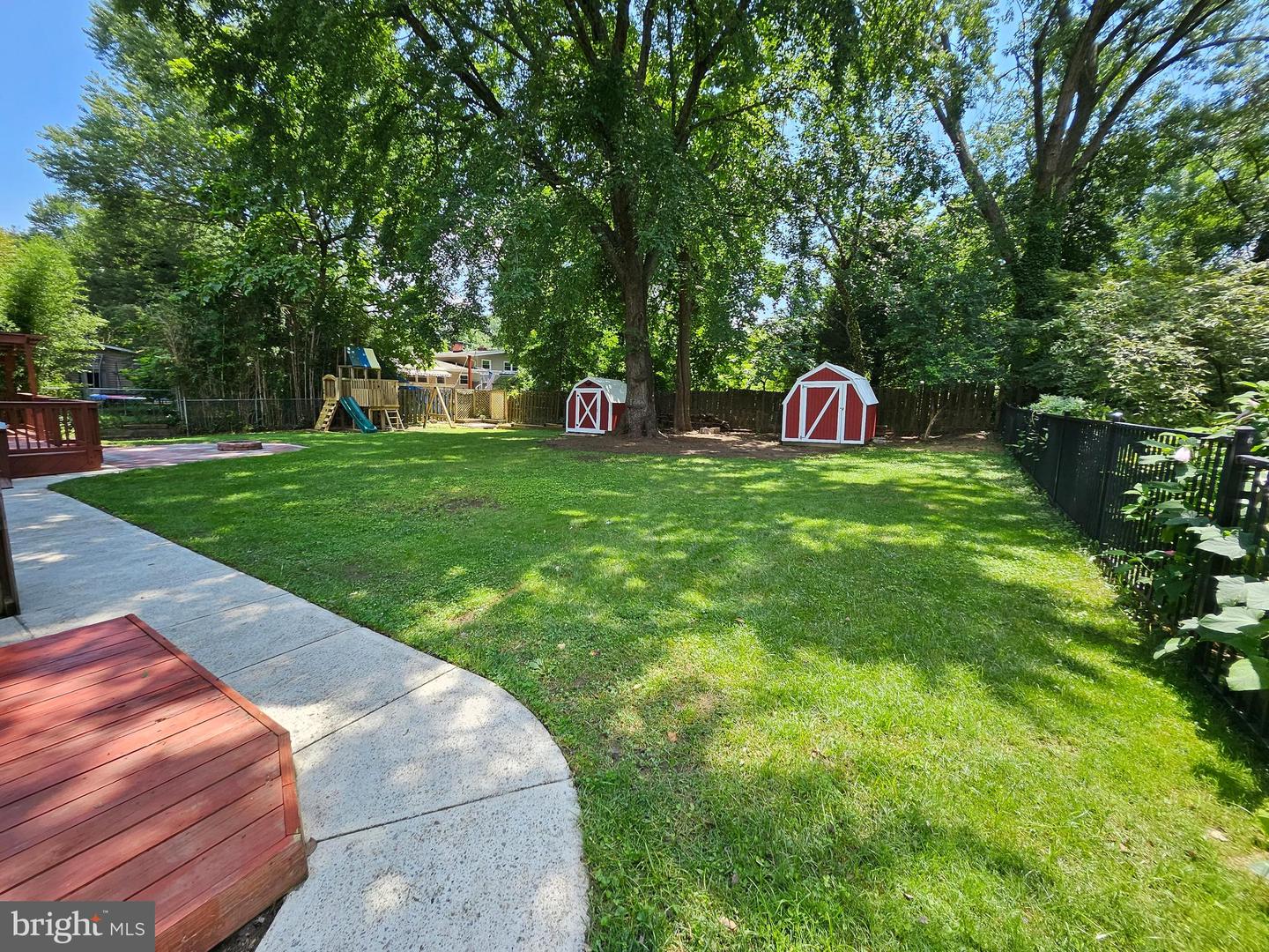 2403 SHERWOOD HALL LN, ALEXANDRIA, Virginia 22306, 4 Bedrooms Bedrooms, ,2 BathroomsBathrooms,Residential,For sale,2403 SHERWOOD HALL LN,VAFX2253520 MLS # VAFX2253520