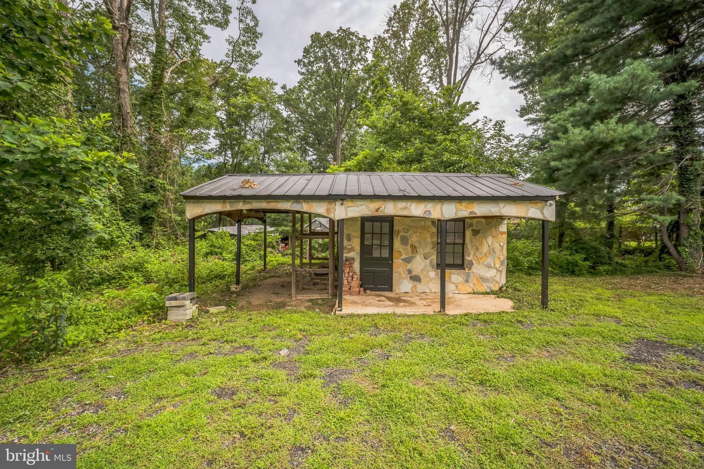 4183 GRANT LN, THE PLAINS, Virginia 20198, 4 Bedrooms Bedrooms, ,2 BathroomsBathrooms,Residential,For sale,4183 GRANT LN,VAFQ2017344 MLS # VAFQ2017344