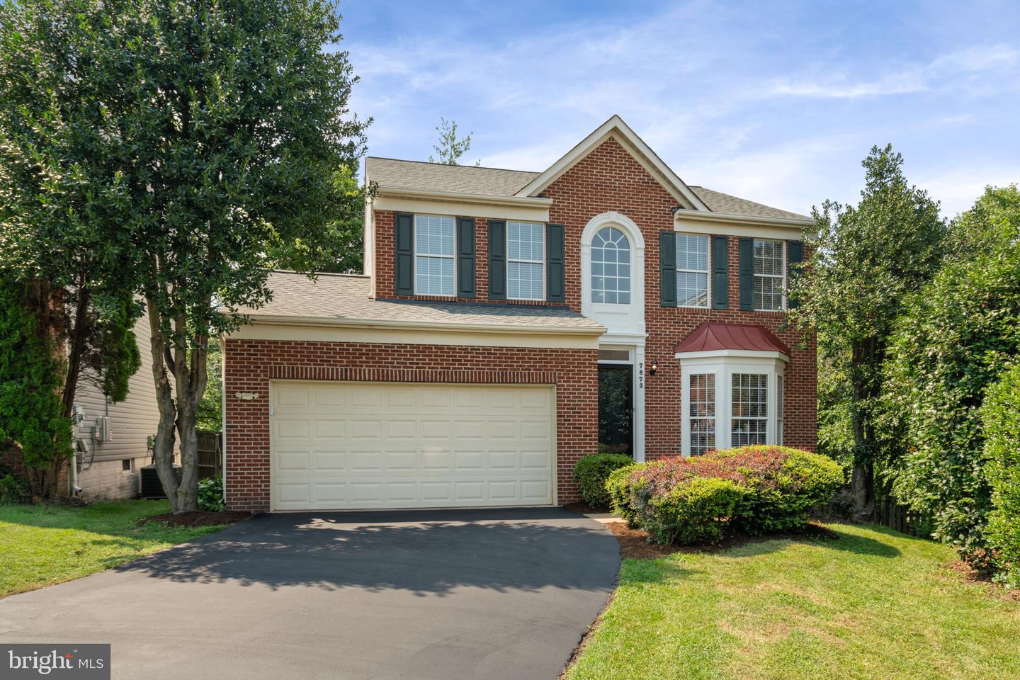 7873 CRANFORD FARM CIR, LORTON, Virginia 22079, 4 Bedrooms Bedrooms, ,2 BathroomsBathrooms,Residential,For sale,7873 CRANFORD FARM CIR,VAFX2253692 MLS # VAFX2253692
