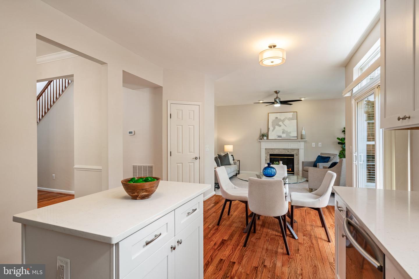 7873 CRANFORD FARM CIR, LORTON, Virginia 22079, 4 Bedrooms Bedrooms, ,2 BathroomsBathrooms,Residential,For sale,7873 CRANFORD FARM CIR,VAFX2253692 MLS # VAFX2253692