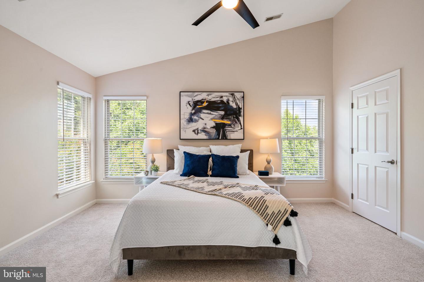 7873 CRANFORD FARM CIR, LORTON, Virginia 22079, 4 Bedrooms Bedrooms, ,2 BathroomsBathrooms,Residential,For sale,7873 CRANFORD FARM CIR,VAFX2253692 MLS # VAFX2253692