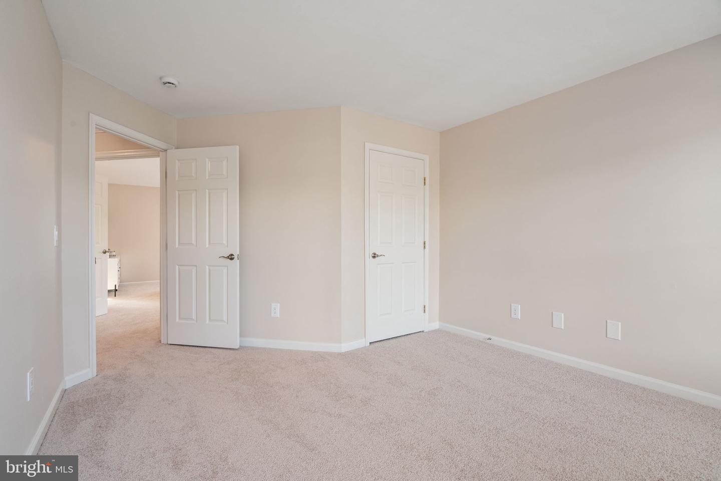 7873 CRANFORD FARM CIR, LORTON, Virginia 22079, 4 Bedrooms Bedrooms, ,2 BathroomsBathrooms,Residential,For sale,7873 CRANFORD FARM CIR,VAFX2253692 MLS # VAFX2253692