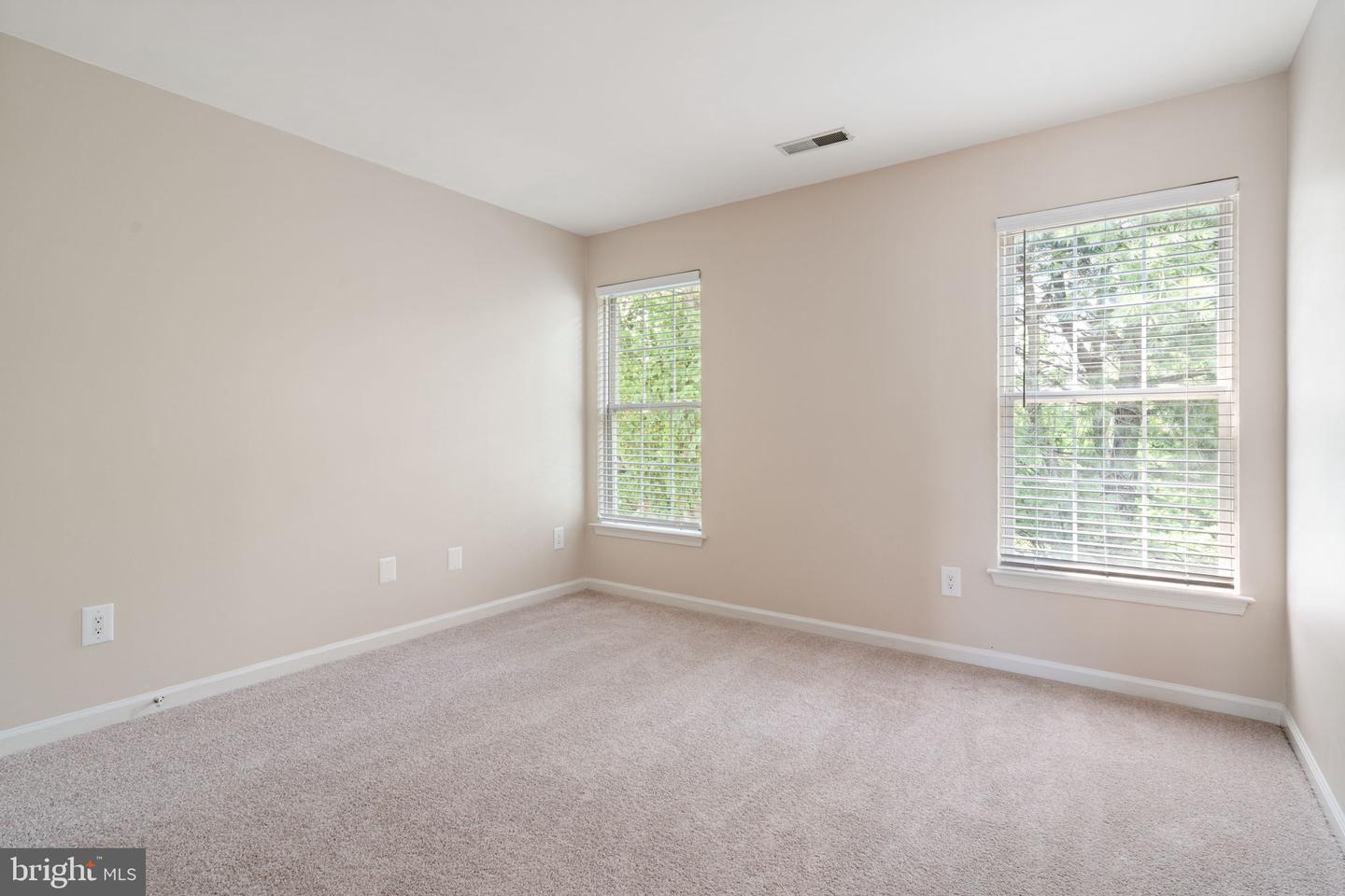 7873 CRANFORD FARM CIR, LORTON, Virginia 22079, 4 Bedrooms Bedrooms, ,2 BathroomsBathrooms,Residential,For sale,7873 CRANFORD FARM CIR,VAFX2253692 MLS # VAFX2253692