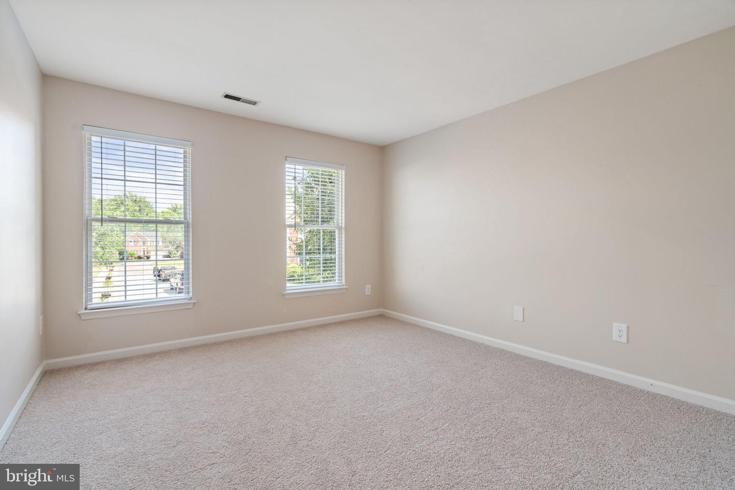 7873 CRANFORD FARM CIR, LORTON, Virginia 22079, 4 Bedrooms Bedrooms, ,2 BathroomsBathrooms,Residential,For sale,7873 CRANFORD FARM CIR,VAFX2253692 MLS # VAFX2253692