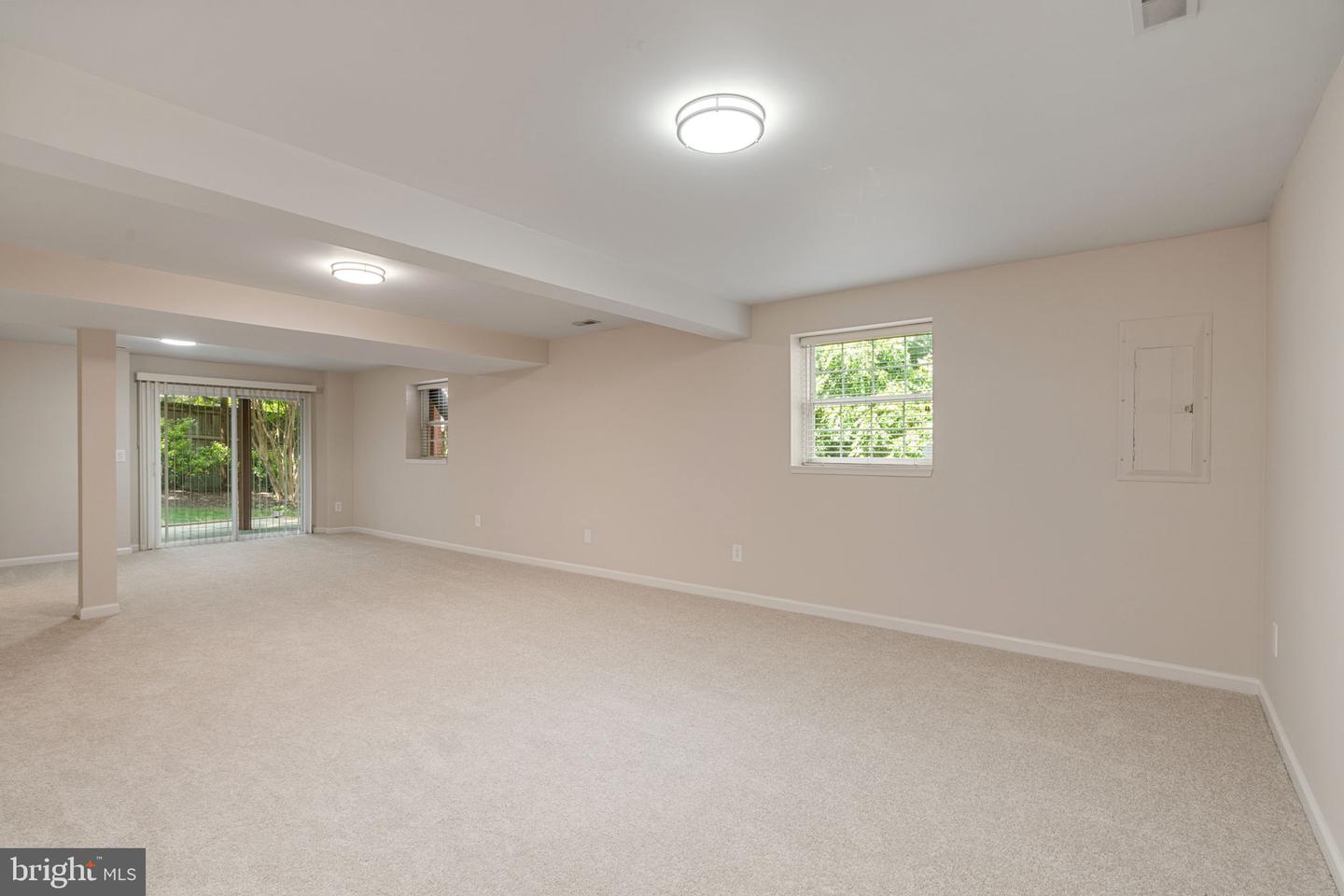 7873 CRANFORD FARM CIR, LORTON, Virginia 22079, 4 Bedrooms Bedrooms, ,2 BathroomsBathrooms,Residential,For sale,7873 CRANFORD FARM CIR,VAFX2253692 MLS # VAFX2253692