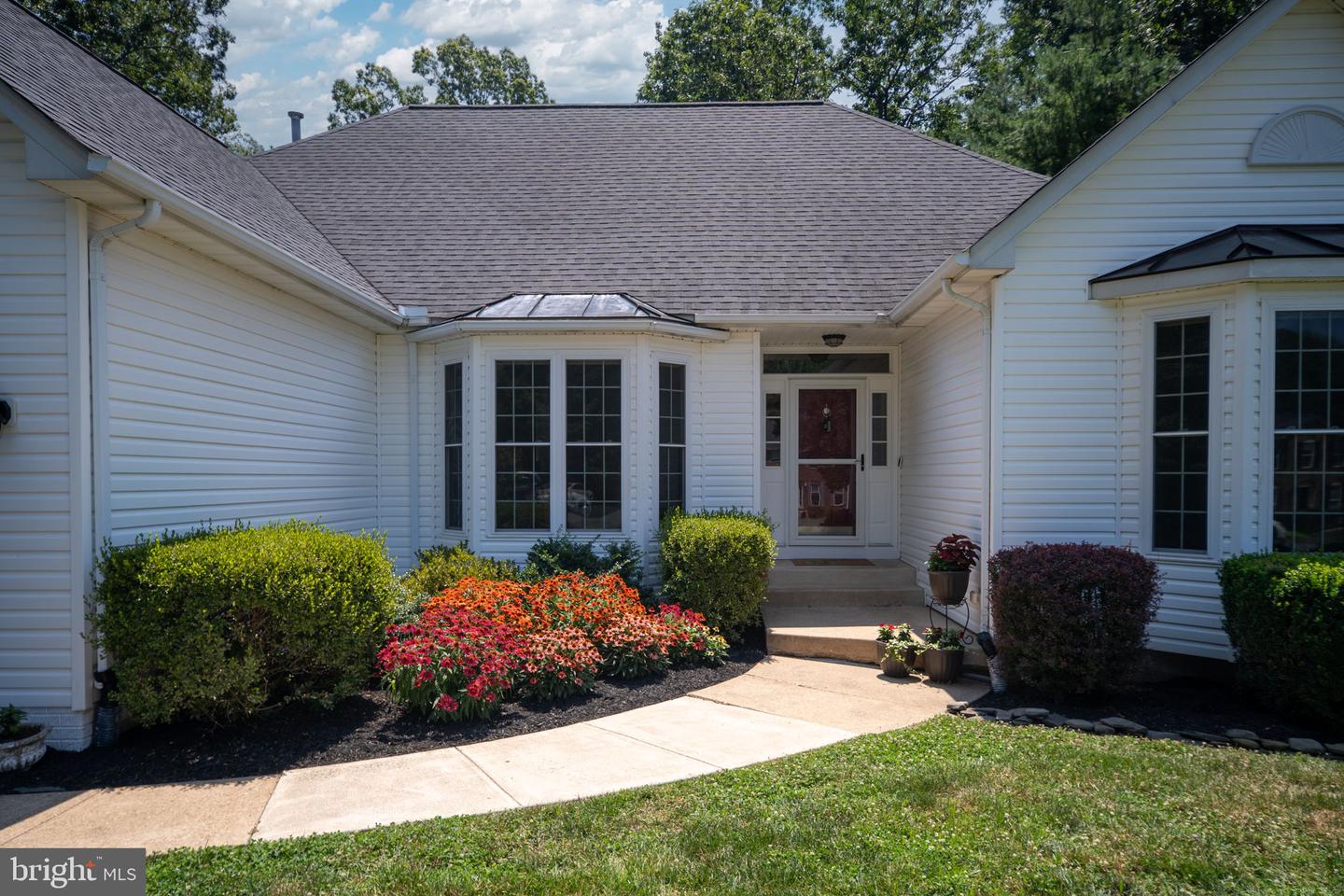 3800 FALLWOOD LN, FREDERICKSBURG, Virginia 22408, 5 Bedrooms Bedrooms, ,3 BathroomsBathrooms,Residential,For sale,3800 FALLWOOD LN,VASP2034502 MLS # VASP2034502