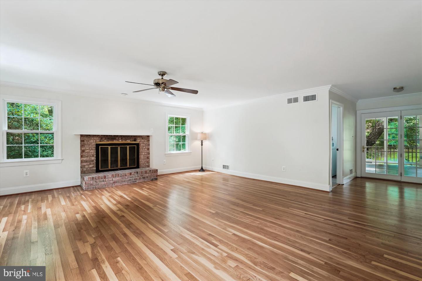 7621 BURFORD DR, MCLEAN, Virginia 22102, 5 Bedrooms Bedrooms, ,3 BathroomsBathrooms,Residential,For sale,7621 BURFORD DR,VAFX2253832 MLS # VAFX2253832