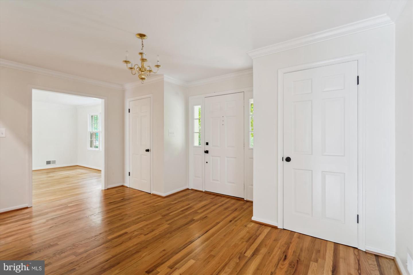 7621 BURFORD DR, MCLEAN, Virginia 22102, 5 Bedrooms Bedrooms, ,3 BathroomsBathrooms,Residential,For sale,7621 BURFORD DR,VAFX2253832 MLS # VAFX2253832