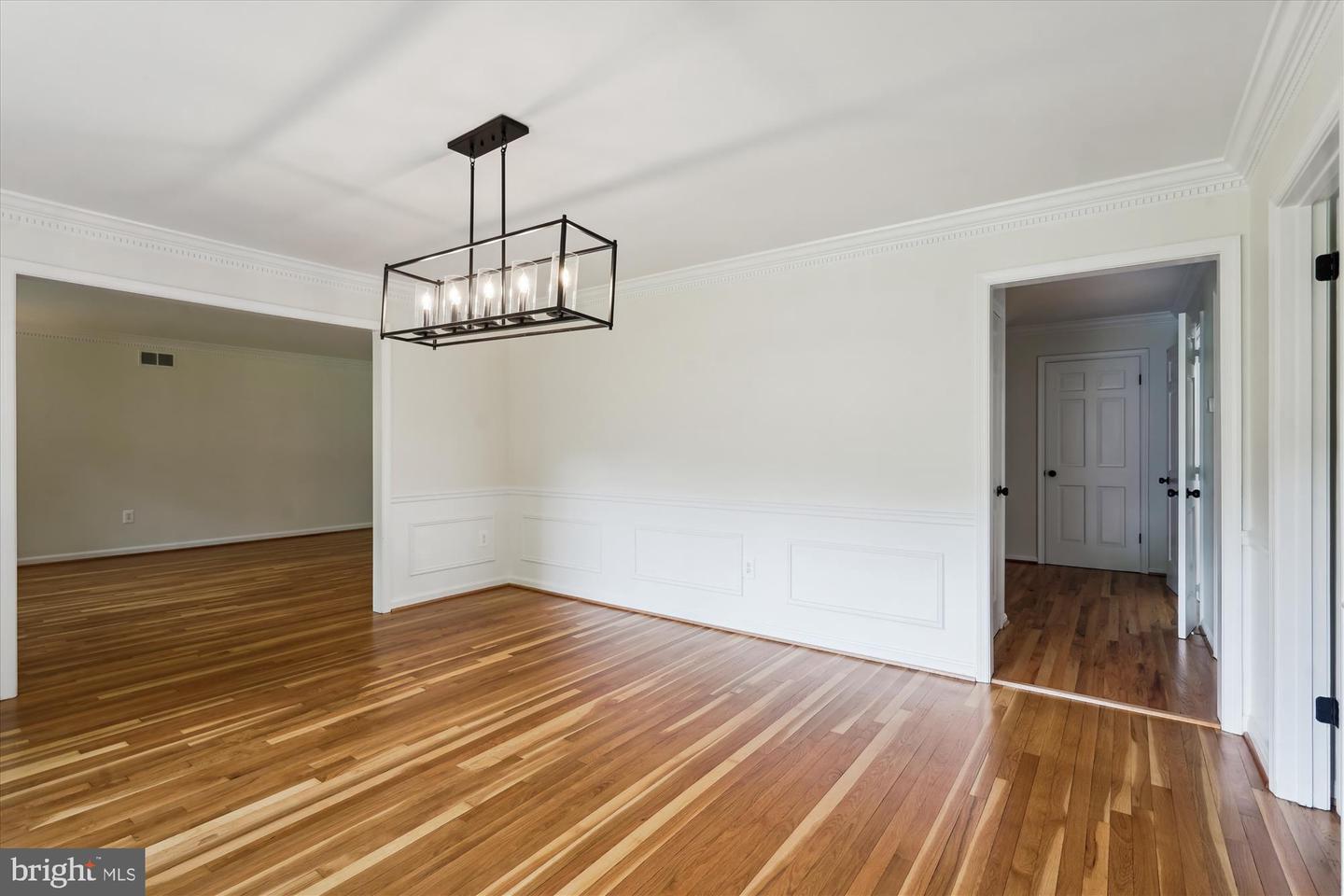 7621 BURFORD DR, MCLEAN, Virginia 22102, 5 Bedrooms Bedrooms, ,3 BathroomsBathrooms,Residential,For sale,7621 BURFORD DR,VAFX2253832 MLS # VAFX2253832
