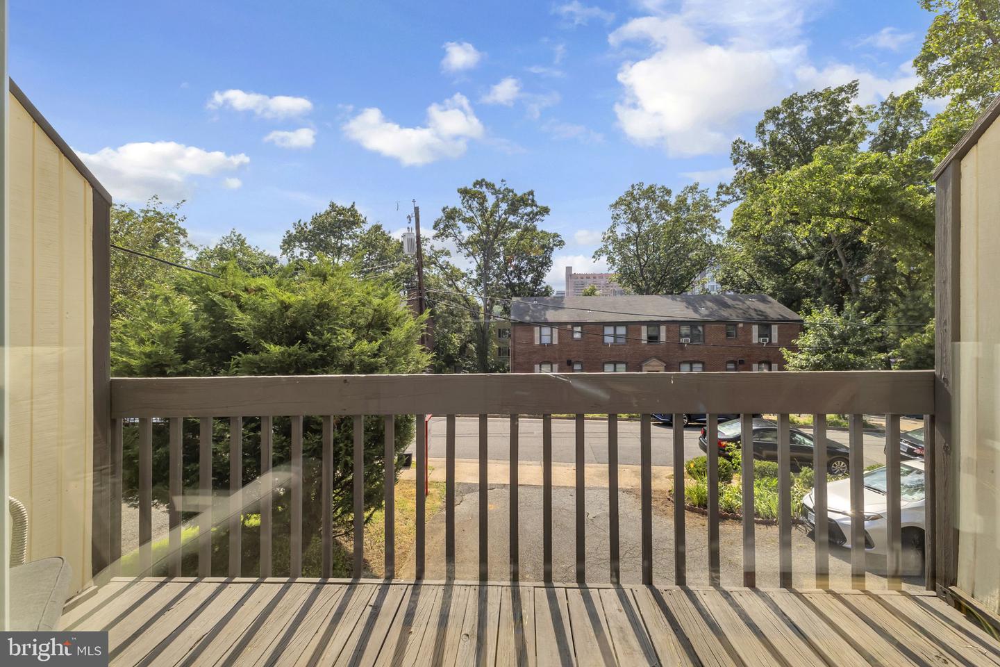 1223 N QUINN ST, ARLINGTON, Virginia 22209, 2 Bedrooms Bedrooms, ,2 BathroomsBathrooms,Residential,For sale,1223 N QUINN ST,VAAR2060346 MLS # VAAR2060346