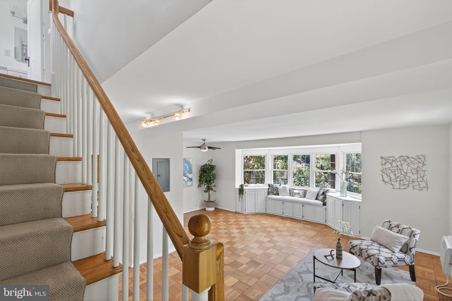3221 VALLEY DR #712, ALEXANDRIA, Virginia 22302, 2 Bedrooms Bedrooms, ,1 BathroomBathrooms,Residential,For sale,3221 VALLEY DR #712,VAAX2047276 MLS # VAAX2047276