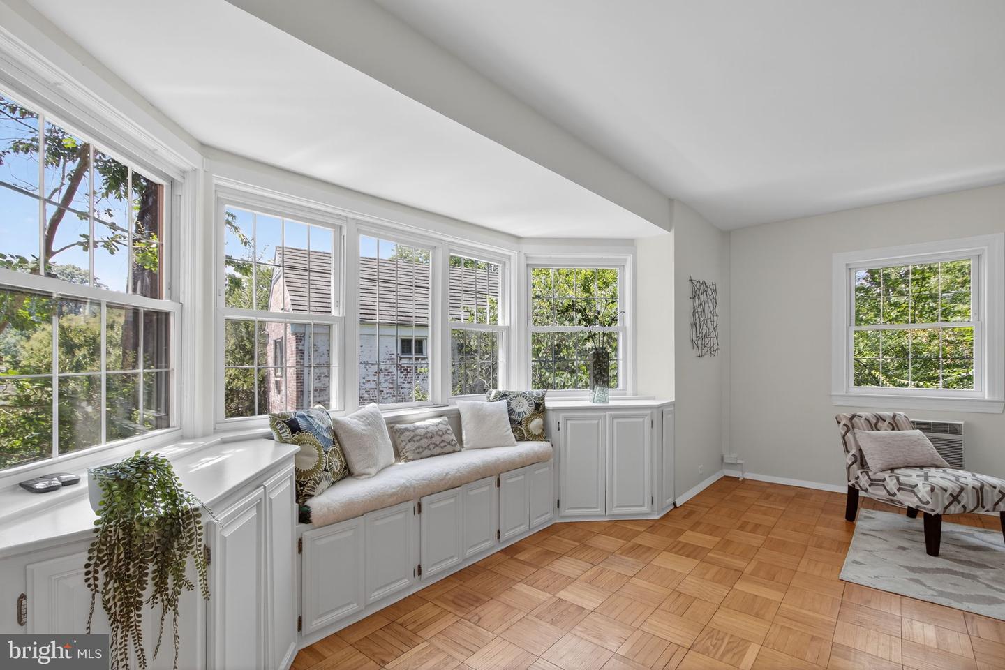 3221 VALLEY DR #712, ALEXANDRIA, Virginia 22302, 2 Bedrooms Bedrooms, ,1 BathroomBathrooms,Residential,For sale,3221 VALLEY DR #712,VAAX2047276 MLS # VAAX2047276
