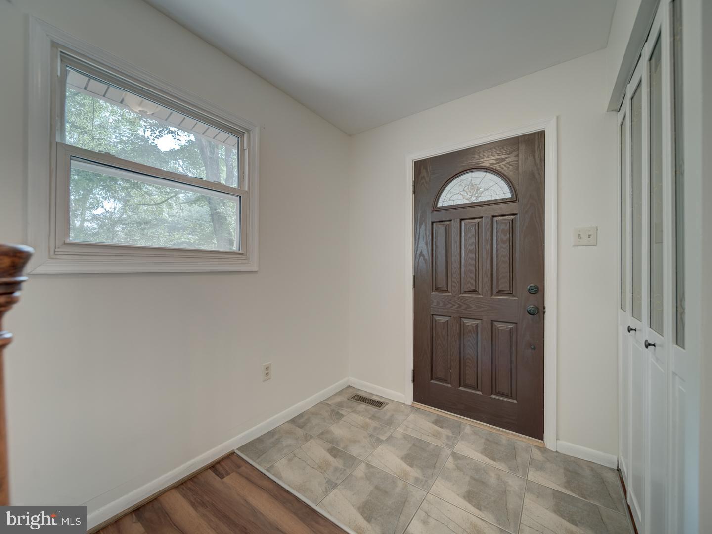 6207 GEMINI CT, BURKE, Virginia 22015, 4 Bedrooms Bedrooms, ,2 BathroomsBathrooms,Residential,For sale,6207 GEMINI CT,VAFX2254172 MLS # VAFX2254172