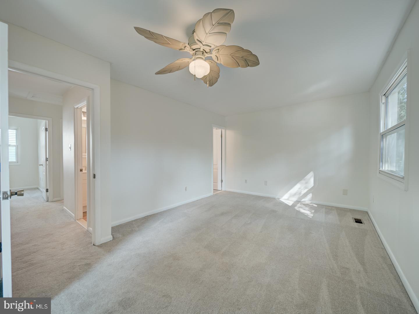 6207 GEMINI CT, BURKE, Virginia 22015, 4 Bedrooms Bedrooms, ,2 BathroomsBathrooms,Residential,For sale,6207 GEMINI CT,VAFX2254172 MLS # VAFX2254172