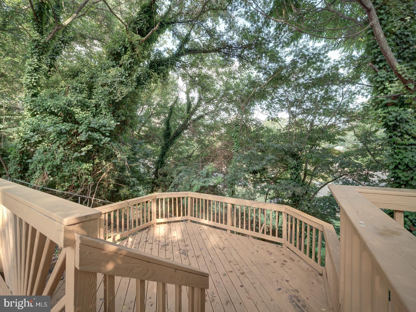 6207 GEMINI CT, BURKE, Virginia 22015, 4 Bedrooms Bedrooms, ,2 BathroomsBathrooms,Residential,For sale,6207 GEMINI CT,VAFX2254172 MLS # VAFX2254172