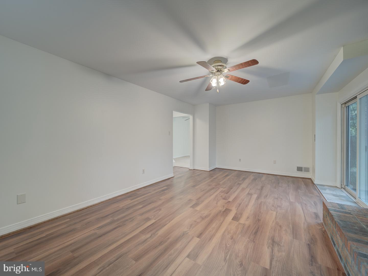 6207 GEMINI CT, BURKE, Virginia 22015, 4 Bedrooms Bedrooms, ,2 BathroomsBathrooms,Residential,For sale,6207 GEMINI CT,VAFX2254172 MLS # VAFX2254172