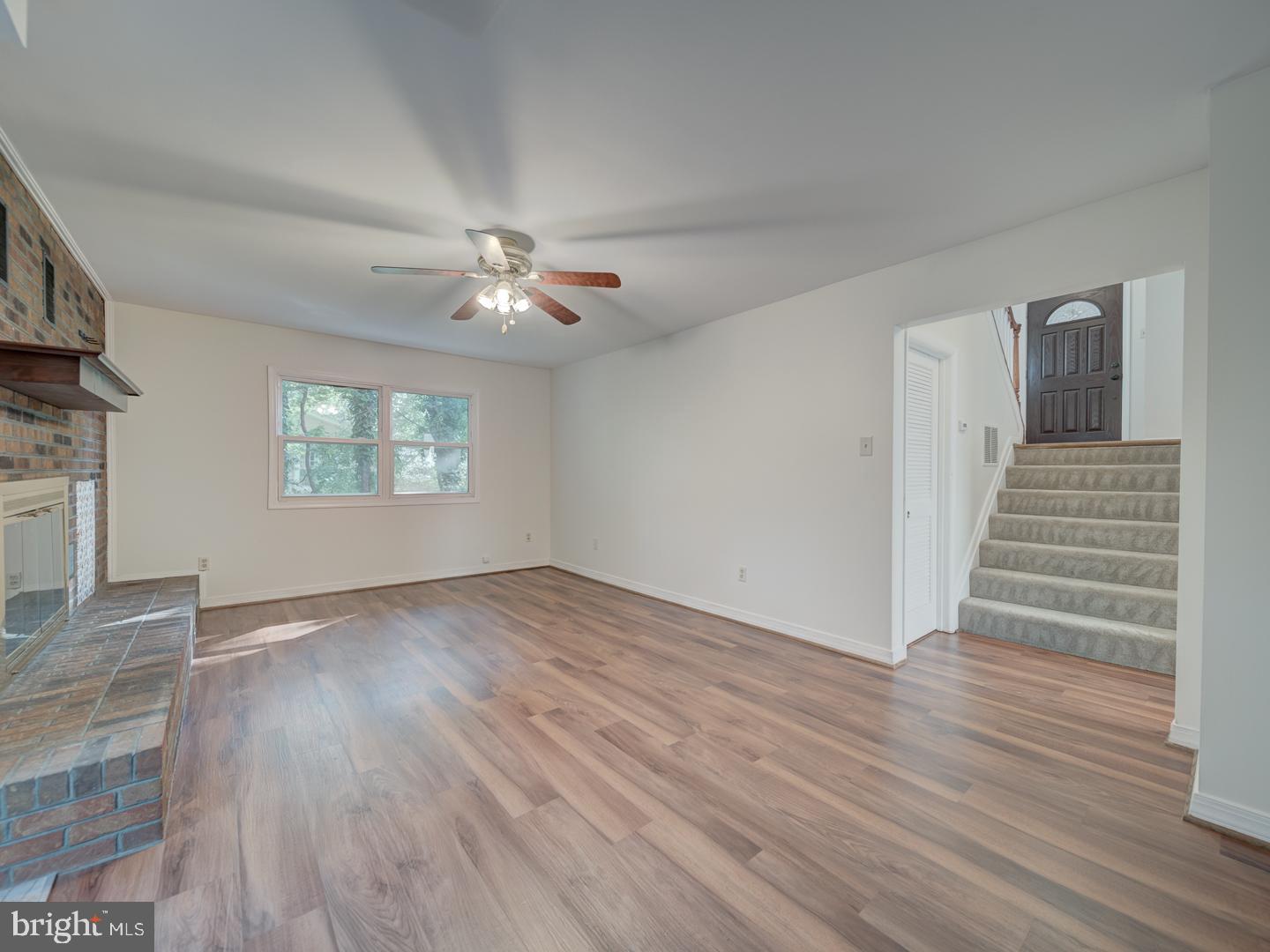 6207 GEMINI CT, BURKE, Virginia 22015, 4 Bedrooms Bedrooms, ,2 BathroomsBathrooms,Residential,For sale,6207 GEMINI CT,VAFX2254172 MLS # VAFX2254172
