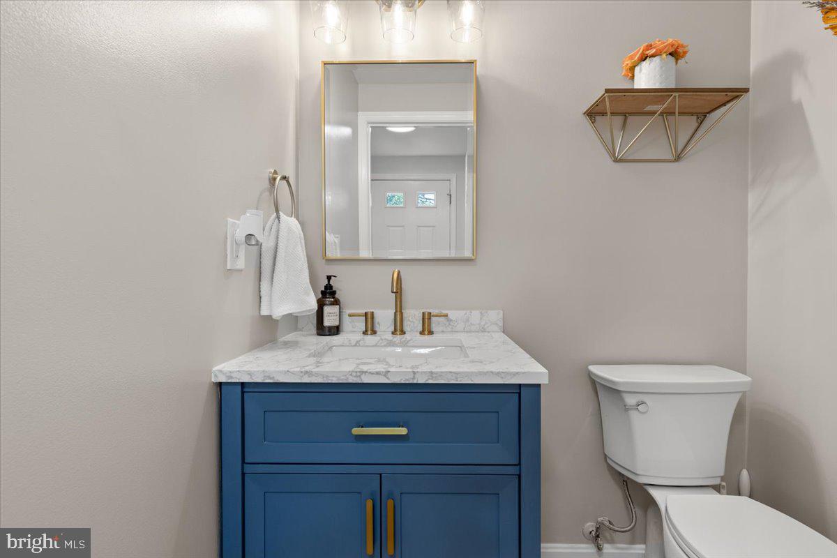 3921 PLUM RUN CT, FAIRFAX, Virginia 22033, 3 Bedrooms Bedrooms, ,3 BathroomsBathrooms,Residential,For sale,3921 PLUM RUN CT,VAFX2254232 MLS # VAFX2254232