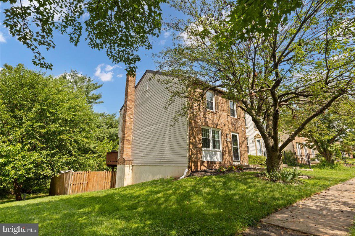 3921 PLUM RUN CT, FAIRFAX, Virginia 22033, 3 Bedrooms Bedrooms, ,3 BathroomsBathrooms,Residential,For sale,3921 PLUM RUN CT,VAFX2254232 MLS # VAFX2254232