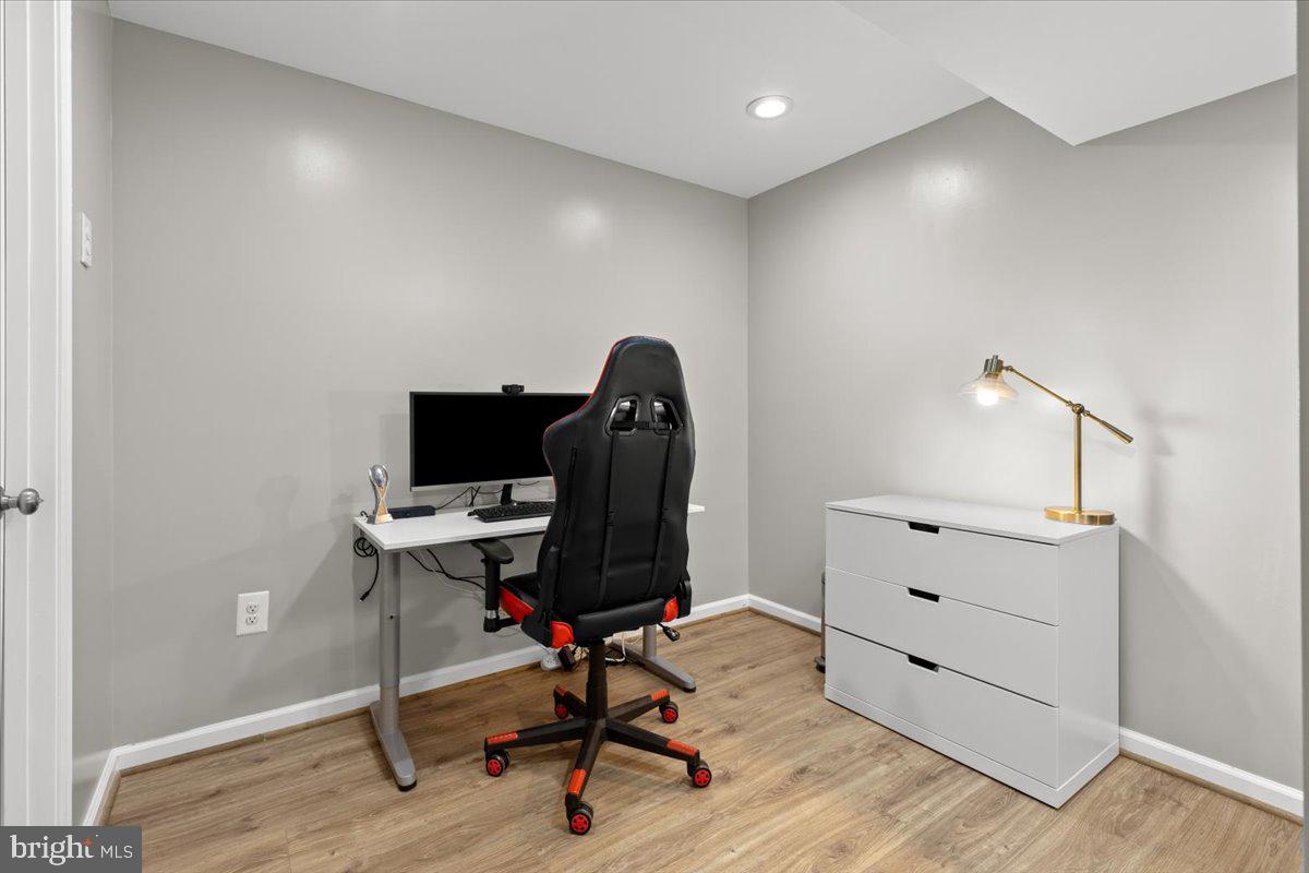 3921 PLUM RUN CT, FAIRFAX, Virginia 22033, 3 Bedrooms Bedrooms, ,3 BathroomsBathrooms,Residential,For sale,3921 PLUM RUN CT,VAFX2254232 MLS # VAFX2254232