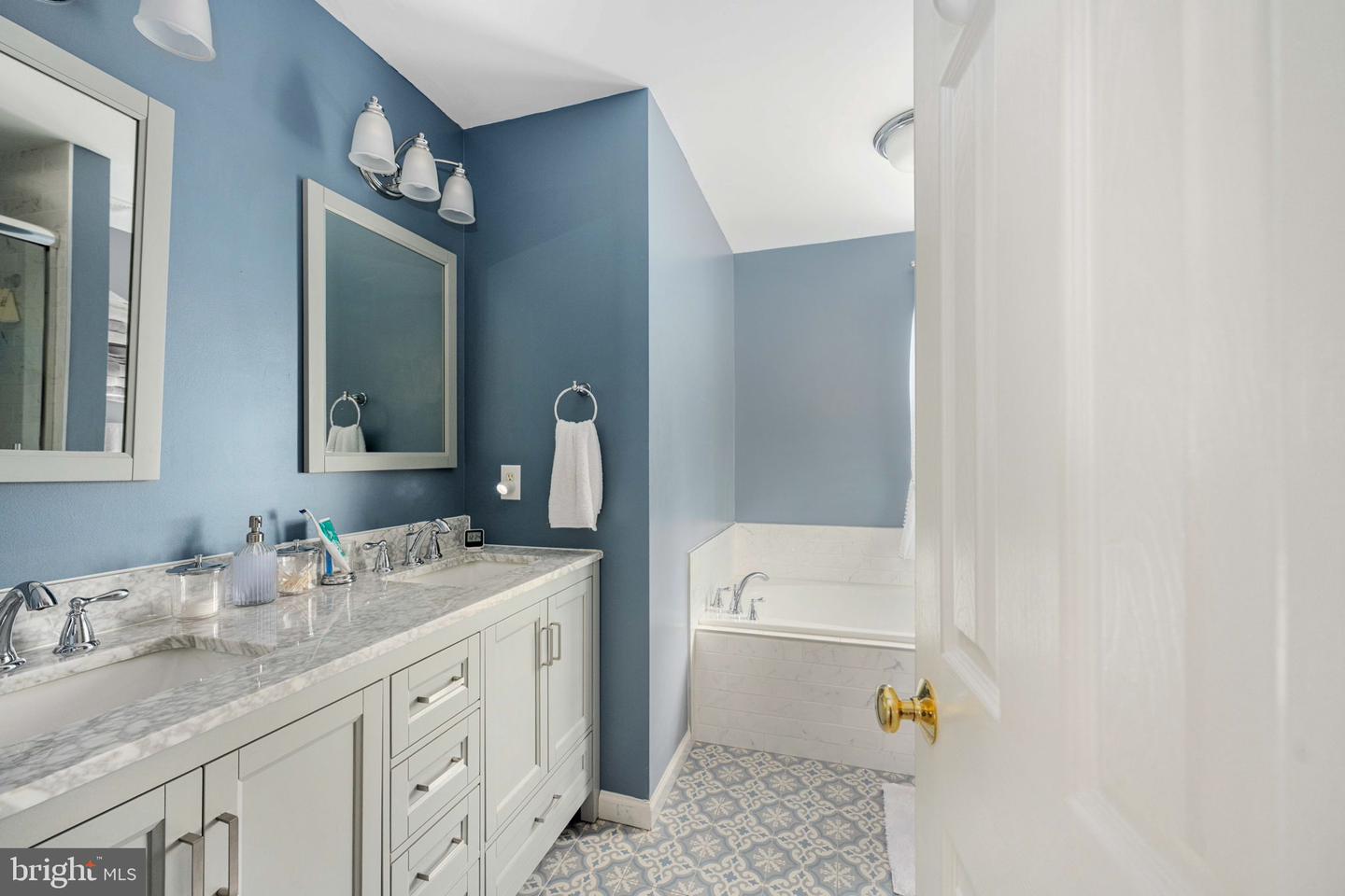 8804 KENT CT, FREDERICKSBURG, Virginia 22408, 4 Bedrooms Bedrooms, ,2 BathroomsBathrooms,Residential,For sale,8804 KENT CT,VASP2034542 MLS # VASP2034542