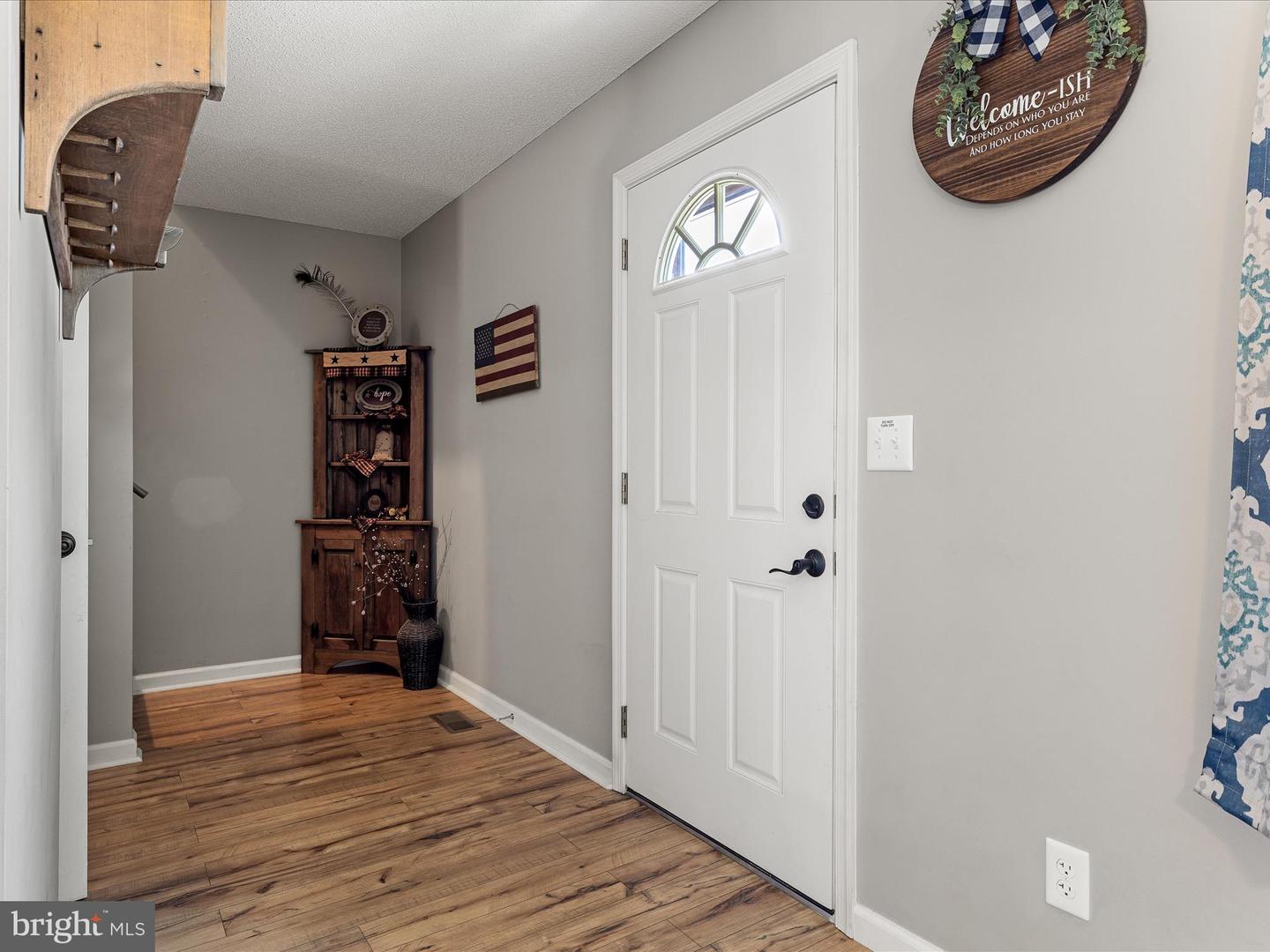 300 GRAYWOLF TRL, WINCHESTER, Virginia 22602, 3 Bedrooms Bedrooms, ,2 BathroomsBathrooms,Residential,For sale,300 GRAYWOLF TRL,VAFV2035334 MLS # VAFV2035334