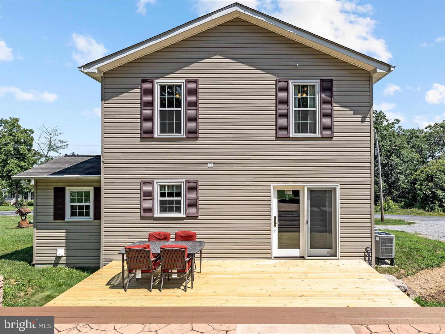 300 GRAYWOLF TRL, WINCHESTER, Virginia 22602, 3 Bedrooms Bedrooms, ,2 BathroomsBathrooms,Residential,For sale,300 GRAYWOLF TRL,VAFV2035334 MLS # VAFV2035334