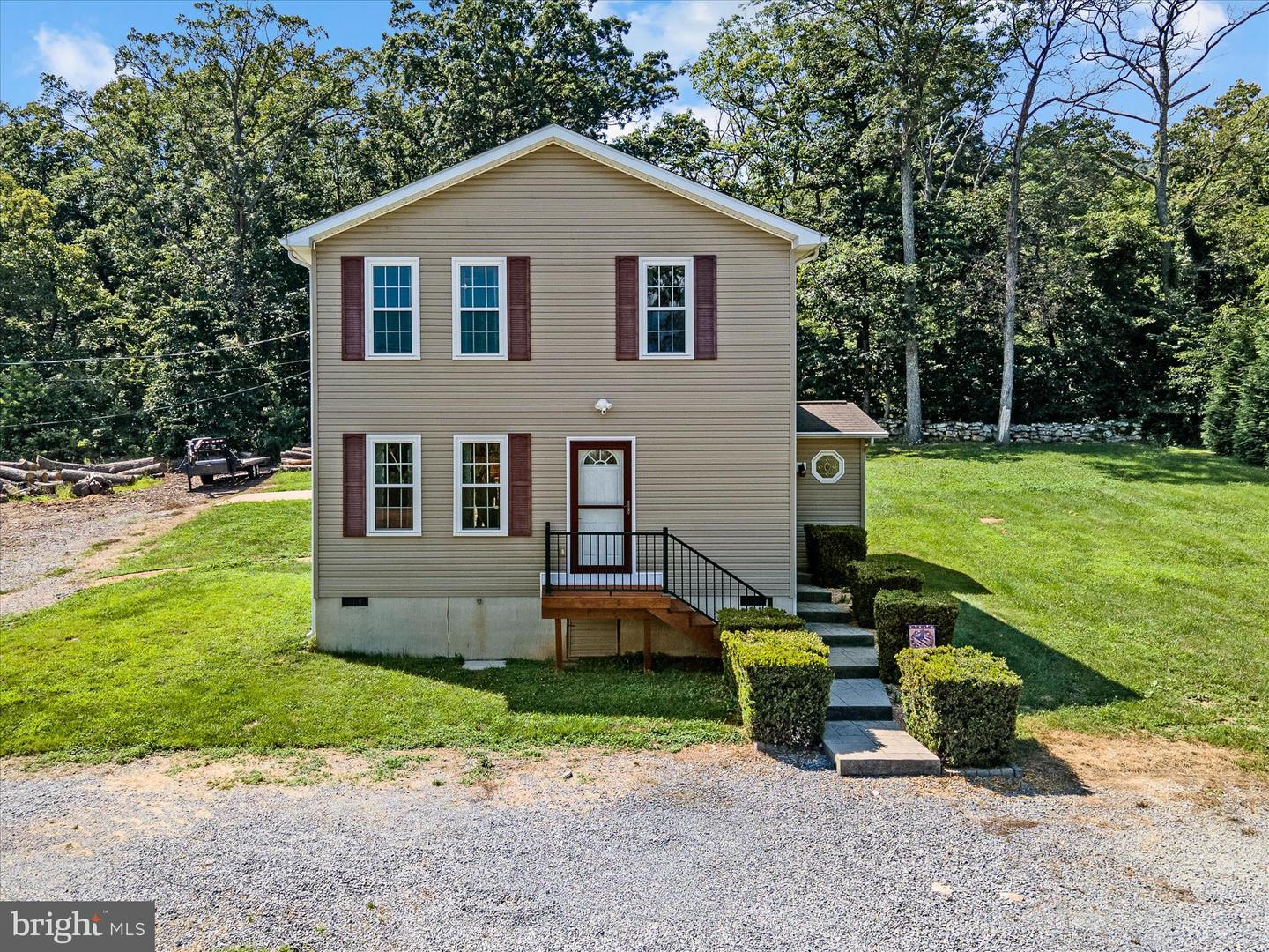 300 GRAYWOLF TRL, WINCHESTER, Virginia 22602, 3 Bedrooms Bedrooms, ,2 BathroomsBathrooms,Residential,For sale,300 GRAYWOLF TRL,VAFV2035334 MLS # VAFV2035334