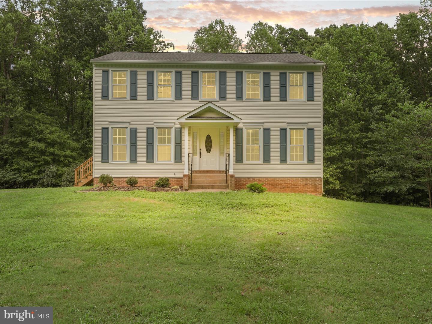 183 LAKELAND ROAD, STAFFORD, Virginia 22556, 5 Bedrooms Bedrooms, ,3 BathroomsBathrooms,Residential,For sale,183 LAKELAND ROAD,VAST2040624 MLS # VAST2040624