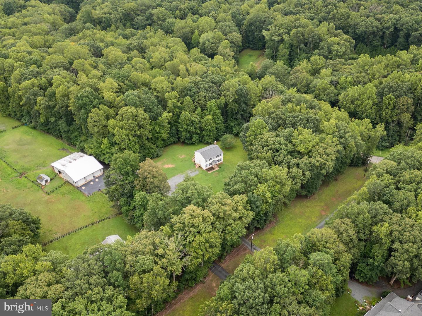 183 LAKELAND ROAD, STAFFORD, Virginia 22556, 5 Bedrooms Bedrooms, ,3 BathroomsBathrooms,Residential,For sale,183 LAKELAND ROAD,VAST2040624 MLS # VAST2040624