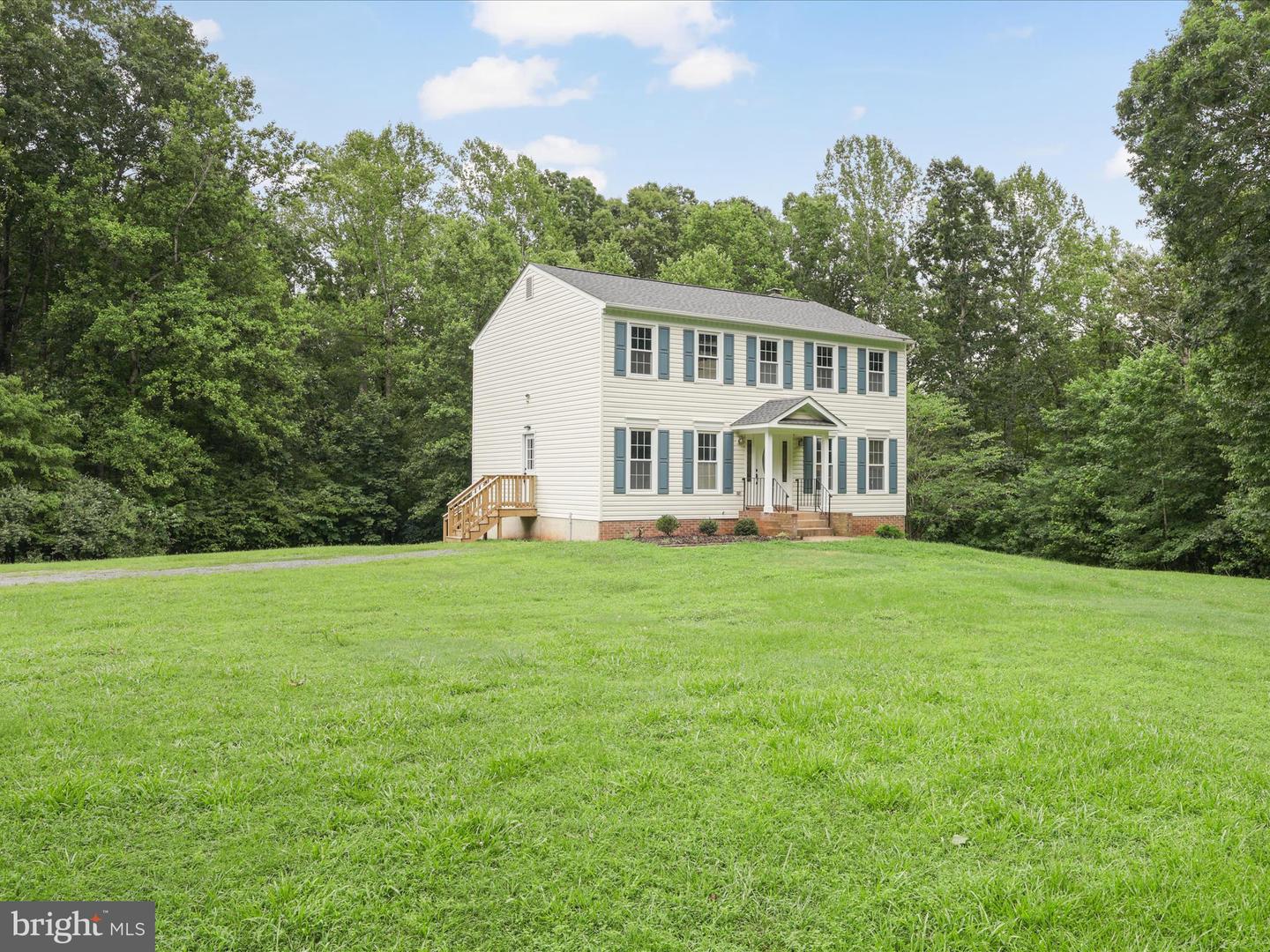 183 LAKELAND ROAD, STAFFORD, Virginia 22556, 5 Bedrooms Bedrooms, ,3 BathroomsBathrooms,Residential,For sale,183 LAKELAND ROAD,VAST2040624 MLS # VAST2040624