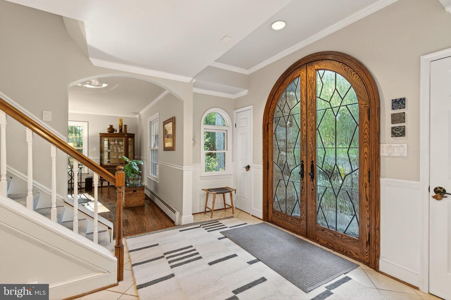 10423 DEERFOOT DR, GREAT FALLS, Virginia 22066, 4 Bedrooms Bedrooms, ,4 BathroomsBathrooms,Residential,For sale,10423 DEERFOOT DR,VAFX2254530 MLS # VAFX2254530