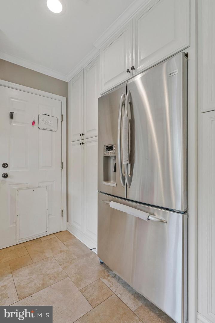 43187 ROCKFIELD CT, ASHBURN, Virginia 20147, 5 Bedrooms Bedrooms, ,3 BathroomsBathrooms,Residential,For sale,43187 ROCKFIELD CT,VALO2101434 MLS # VALO2101434
