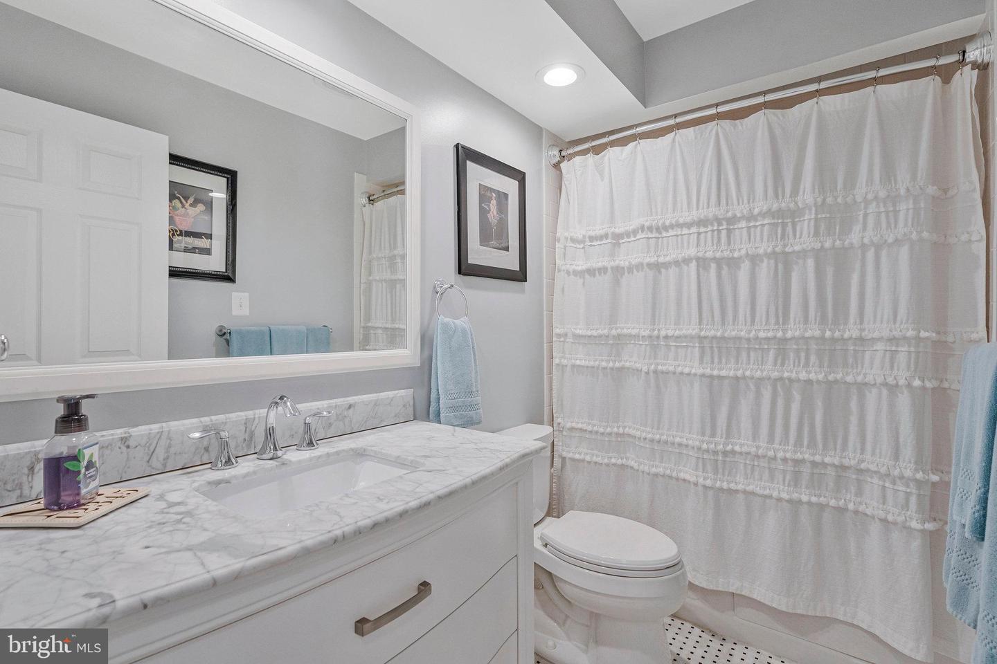43187 ROCKFIELD CT, ASHBURN, Virginia 20147, 5 Bedrooms Bedrooms, ,3 BathroomsBathrooms,Residential,For sale,43187 ROCKFIELD CT,VALO2101434 MLS # VALO2101434
