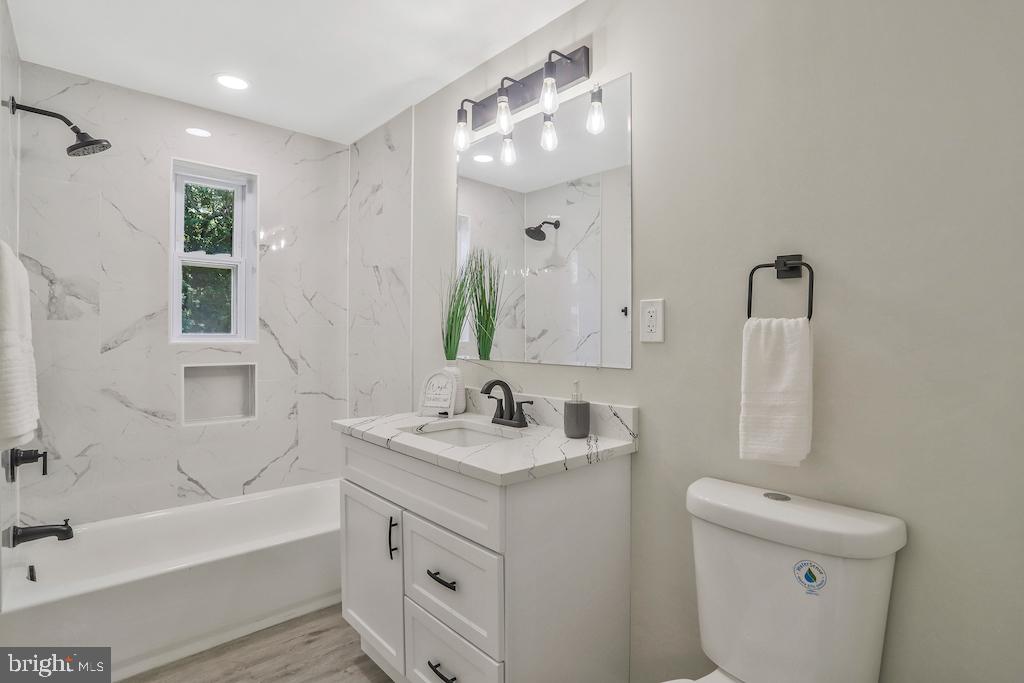 6420 WILLOWOOD LN, ALEXANDRIA, Virginia 22310, 3 Bedrooms Bedrooms, ,2 BathroomsBathrooms,Residential,For sale,6420 WILLOWOOD LN,VAFX2254644 MLS # VAFX2254644
