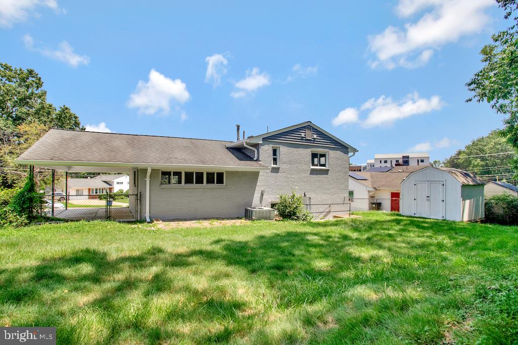 6420 WILLOWOOD LN, ALEXANDRIA, Virginia 22310, 3 Bedrooms Bedrooms, ,2 BathroomsBathrooms,Residential,For sale,6420 WILLOWOOD LN,VAFX2254644 MLS # VAFX2254644