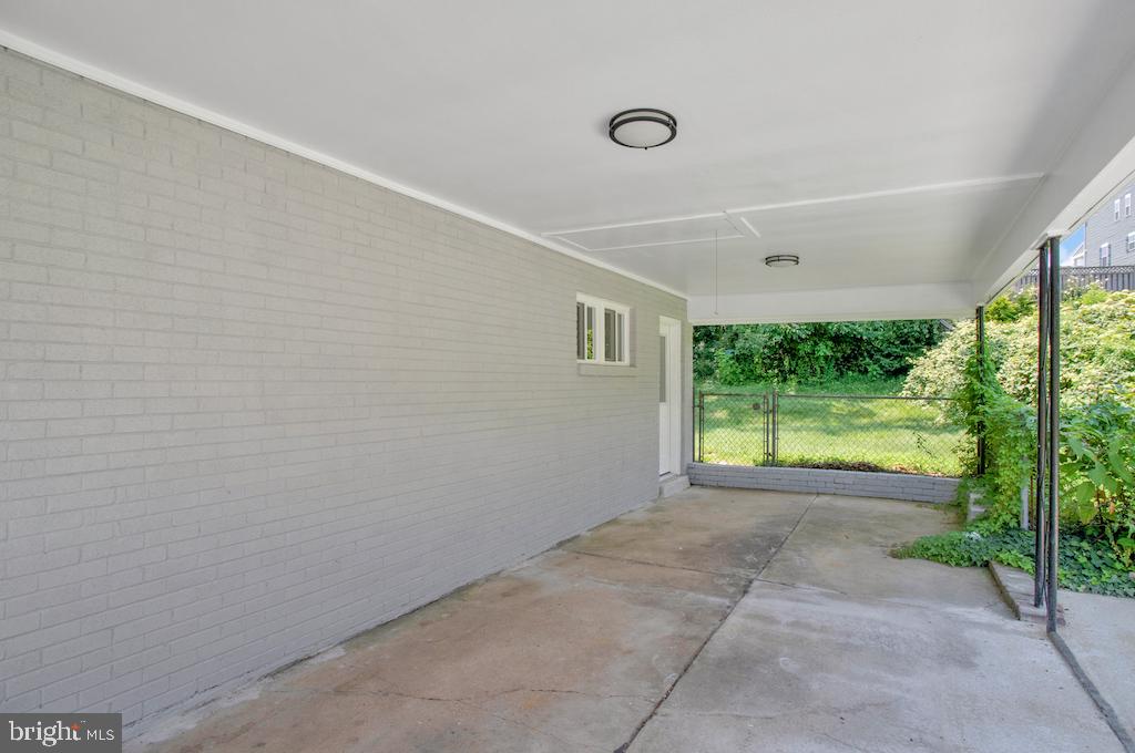 6420 WILLOWOOD LN, ALEXANDRIA, Virginia 22310, 3 Bedrooms Bedrooms, ,2 BathroomsBathrooms,Residential,For sale,6420 WILLOWOOD LN,VAFX2254644 MLS # VAFX2254644