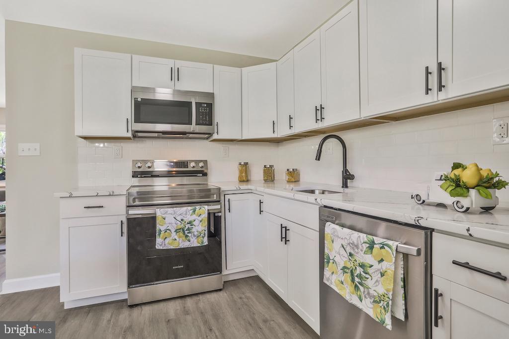 6420 WILLOWOOD LN, ALEXANDRIA, Virginia 22310, 3 Bedrooms Bedrooms, ,2 BathroomsBathrooms,Residential,For sale,6420 WILLOWOOD LN,VAFX2254644 MLS # VAFX2254644