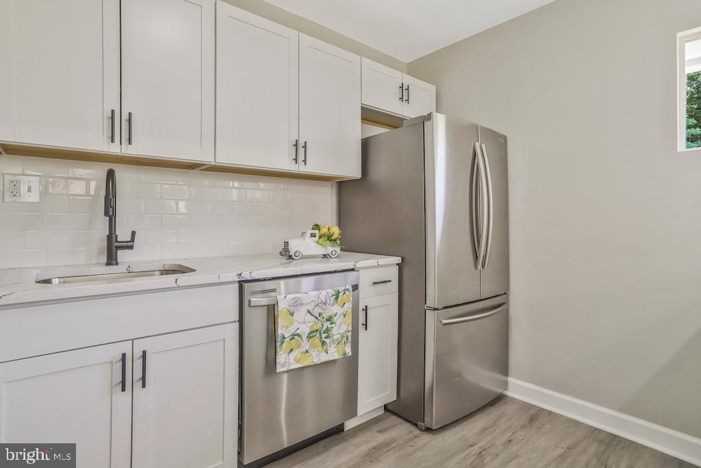 6420 WILLOWOOD LN, ALEXANDRIA, Virginia 22310, 3 Bedrooms Bedrooms, ,2 BathroomsBathrooms,Residential,For sale,6420 WILLOWOOD LN,VAFX2254644 MLS # VAFX2254644