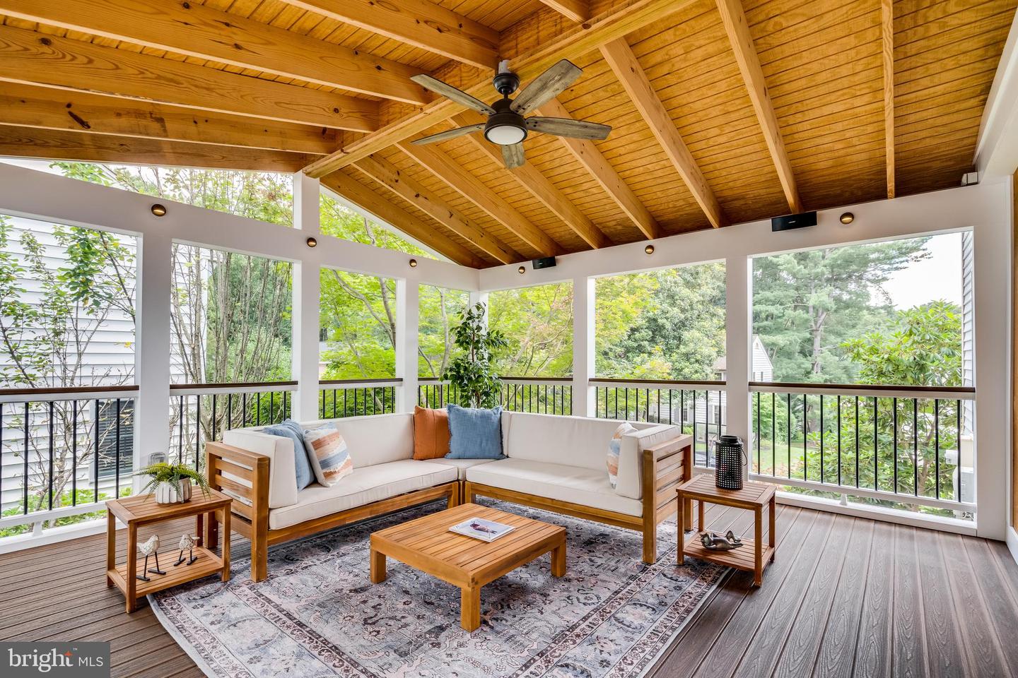 5718 WOODEN HAWK LN, BURKE, Virginia 22015, 5 Bedrooms Bedrooms, ,3 BathroomsBathrooms,Residential,For sale,5718 WOODEN HAWK LN,VAFX2255328 MLS # VAFX2255328