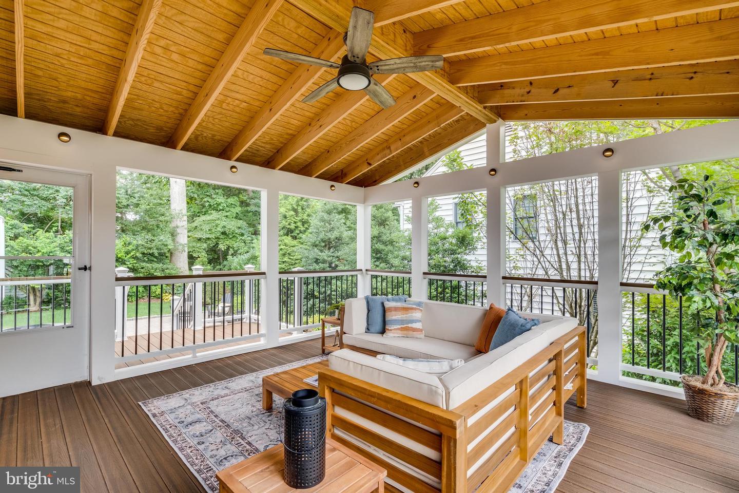 5718 WOODEN HAWK LN, BURKE, Virginia 22015, 5 Bedrooms Bedrooms, ,3 BathroomsBathrooms,Residential,For sale,5718 WOODEN HAWK LN,VAFX2255328 MLS # VAFX2255328
